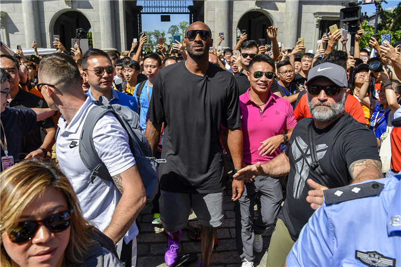 雷霆五连胜冲击季后赛（雷霆豪取五连胜，剑指季后赛）