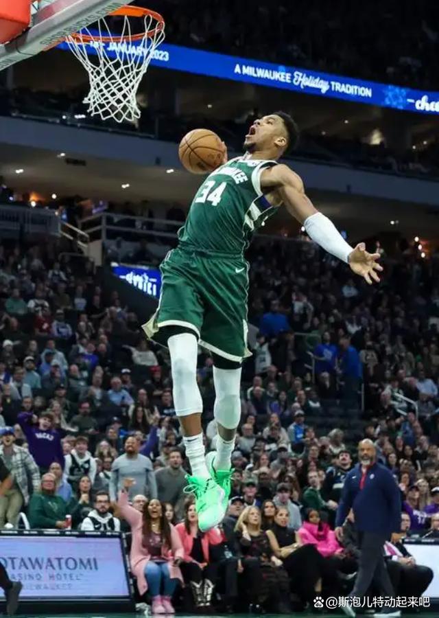 中足联：2025赛季中国足球职业联赛颁奖会将于明晚进行（中足联宣布：2025赛季中国足球职业联赛颁奖典礼定于明晚举行）